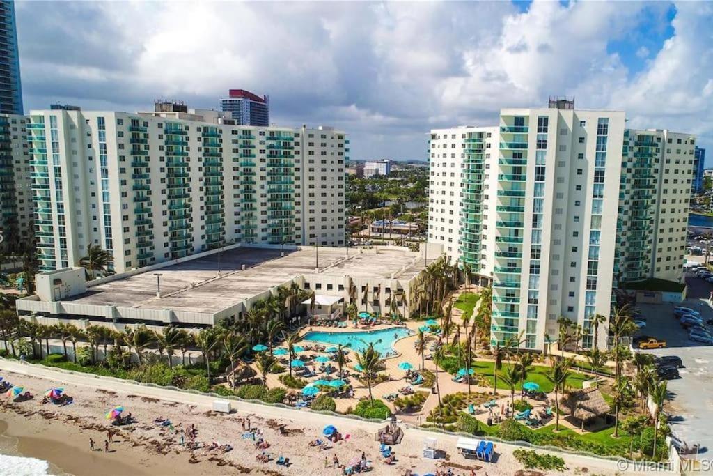 Lovely Beach Apartment By Miami Te Espera- Hollywood 5U Kültér fotó