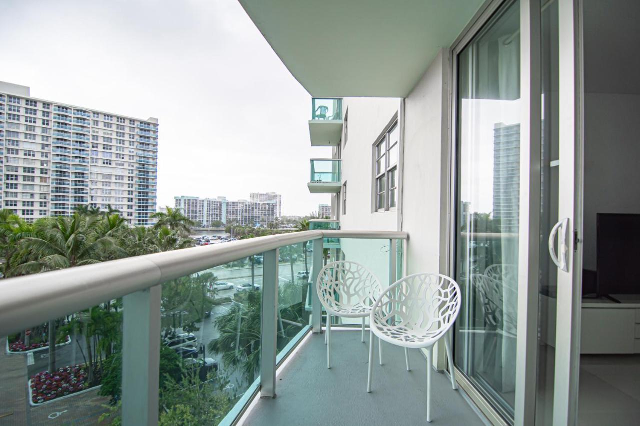 Lovely Beach Apartment By Miami Te Espera- Hollywood 5U Kültér fotó