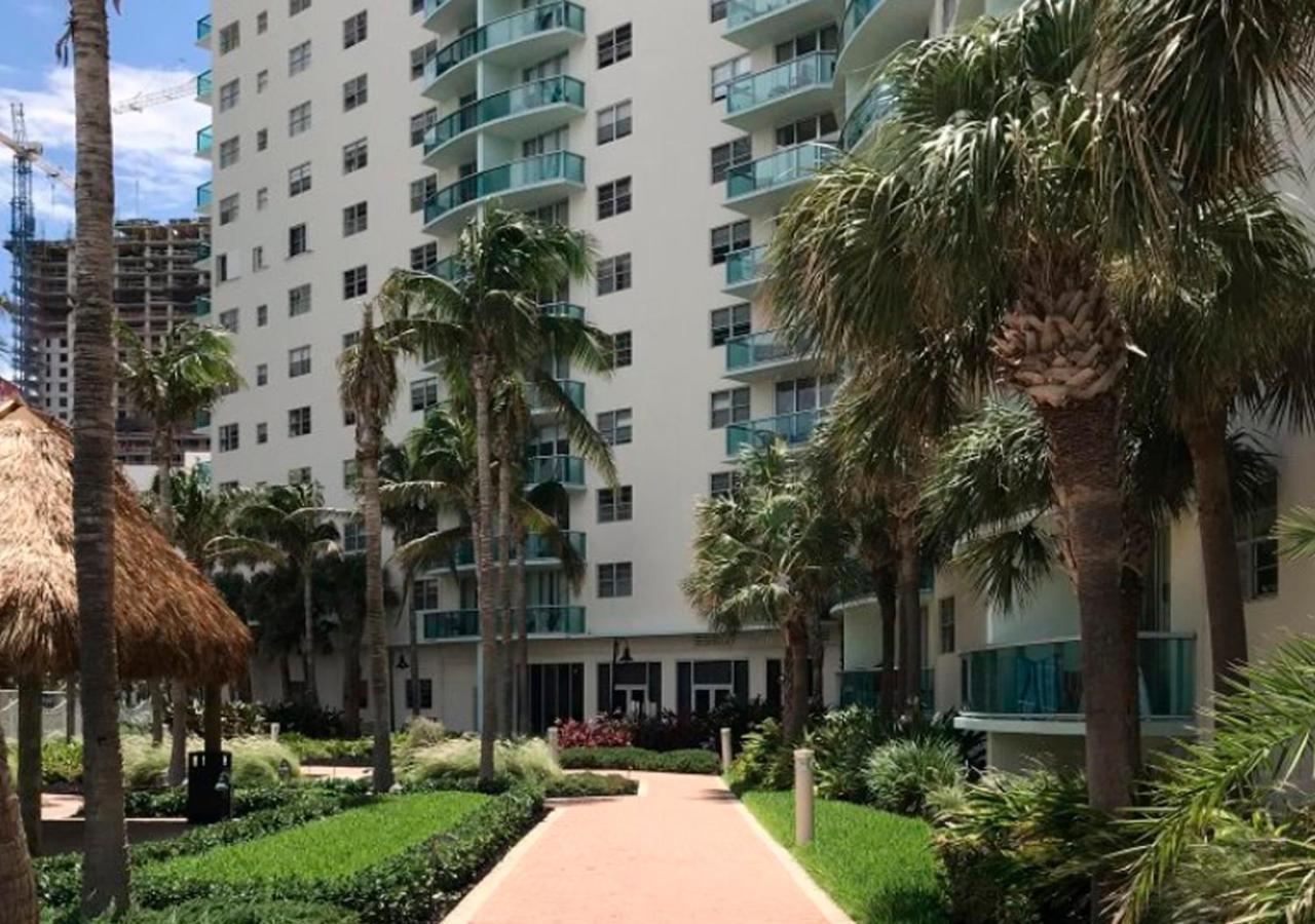 Lovely Beach Apartment By Miami Te Espera- Hollywood 5U Kültér fotó