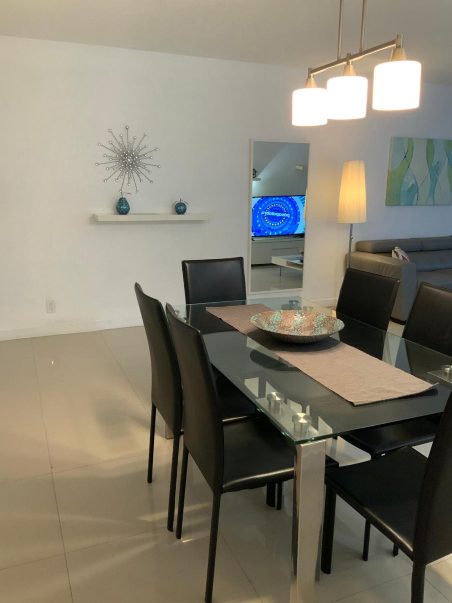Lovely Beach Apartment By Miami Te Espera- Hollywood 5U Kültér fotó